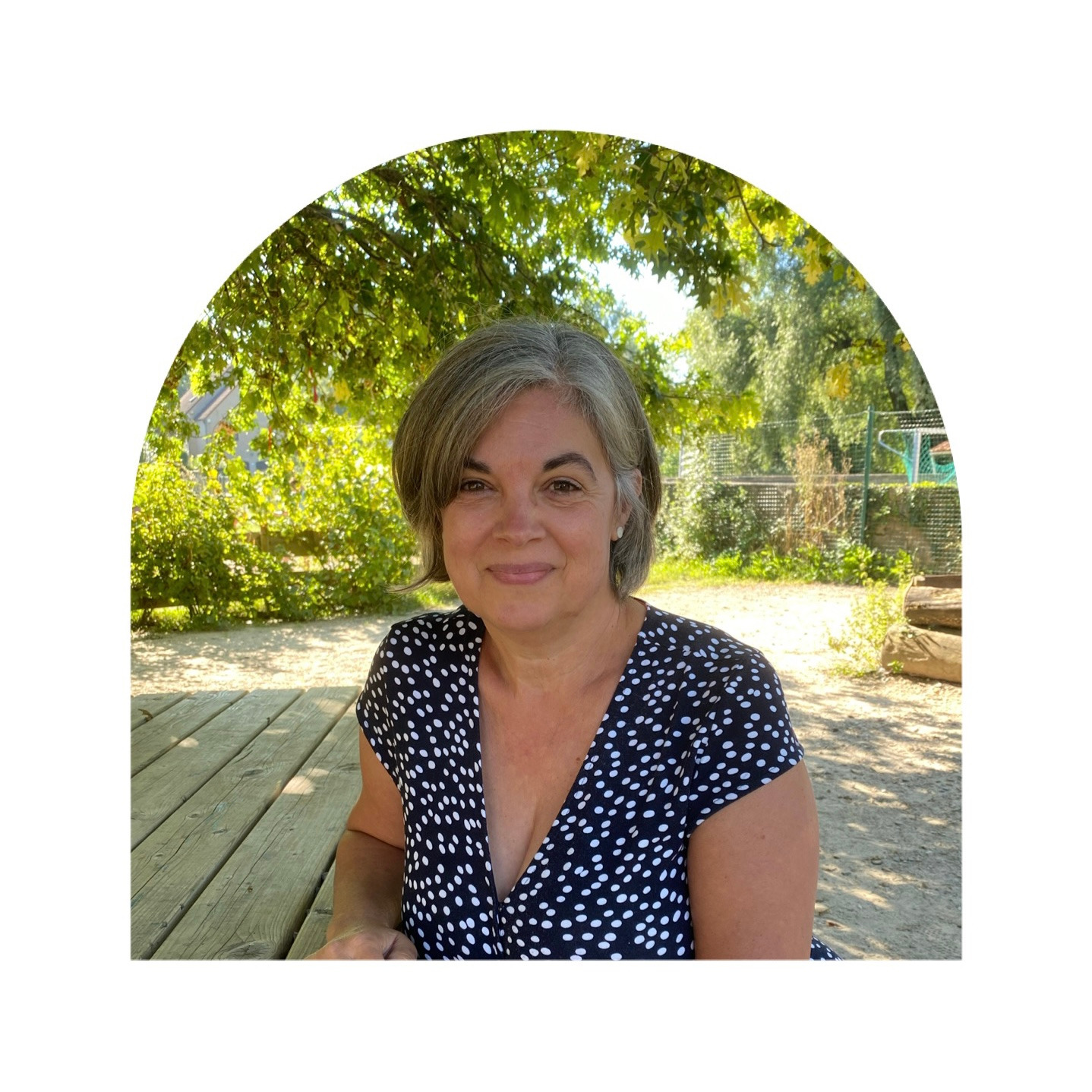 Mme Anne-France